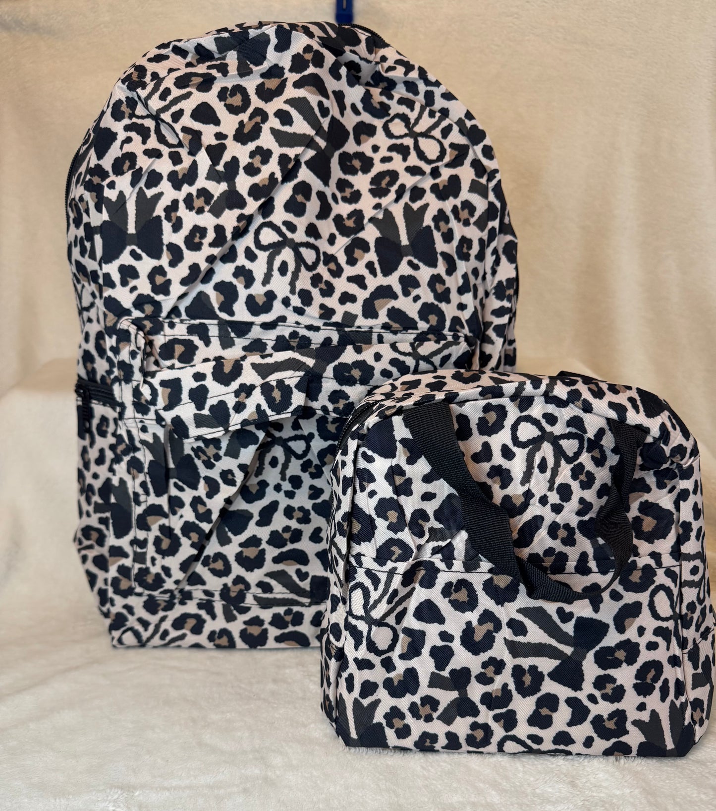 Leopard Bows Set - Backpack & Lunch Bag