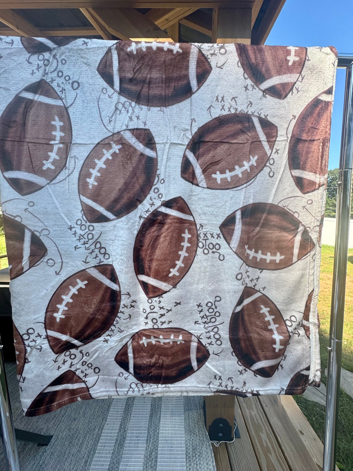 Football - Throw Size