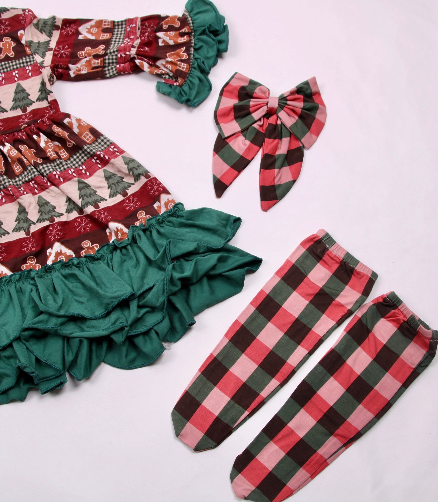 Gingerbread Lane - 4 Piece Set