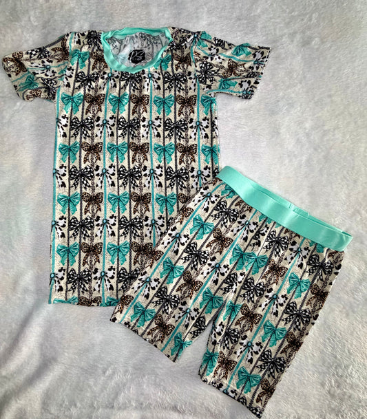 Turquoise Bows